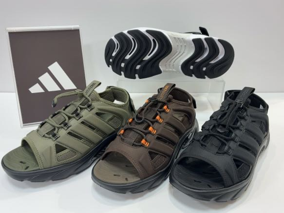 adidasクライマクール☆今年も入荷しております！！